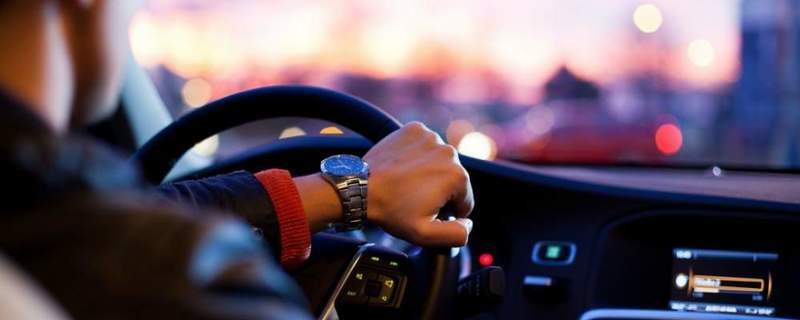 6 TOP aplikacij za varno vožnjo